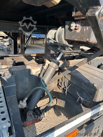 Swap body truck IVECO EUROTECH 19E27