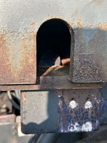 Swap body truck IVECO EUROTECH 19E27