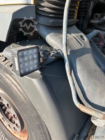 Swap body truck IVECO EUROTECH 19E27