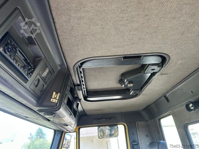 Swap body truck IVECO EUROTECH 19E27