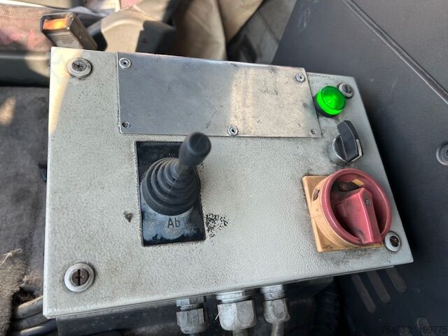 Swap body truck IVECO EUROTECH 19E27