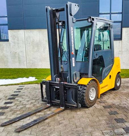 Diesel forklift Jungheinrich DFG 435S