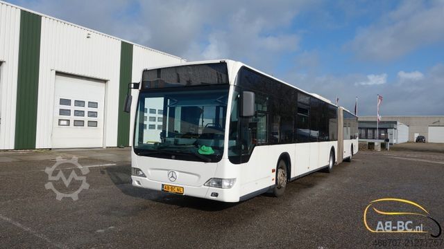 Articulated bus MERCEDES-BENZ Citaro O 530 G 45+1 Sitze