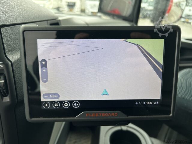 Koffer Mercedes-Benz Antos 2124 / 18 Ton / 150 dkm / Box / Loadlift ...