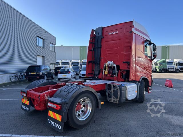 Standard tractor Volvo FH 460 Globetrotter / Tacho V2 / ADR / Stand Kl...