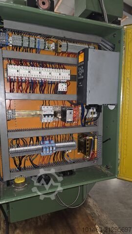 3x Aciera F3 konventionell fräsmaskin Aciera f3