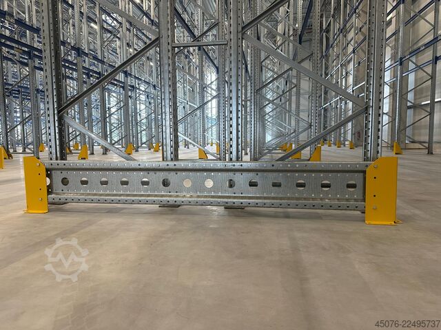 Stødbeskyttelse, galvaniseret, 240 cm, så god som ny  Rammschutz