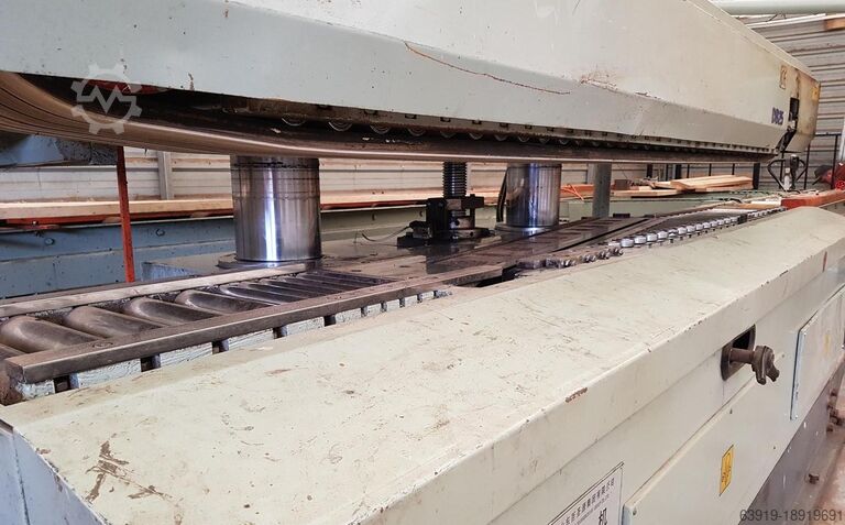 Vlakke snijmachine / fineer guillotine Shandong Baishengyuan Group BQK1626/8