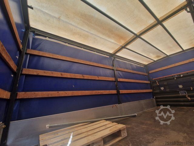 Plachtová dodávka FORD Transit  FT 470 L4  Klima Schiebeplane Zwillings