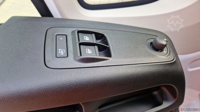 Minibus FIAT Fiat Ducato 9 Sitzer Systemboden Rolli Stock