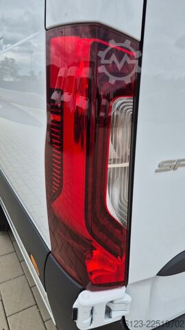 Højt tag varevogn MERCEDES-BENZ Sprinter III Kasten  519 CDI RWD 4x 4 Allrad
