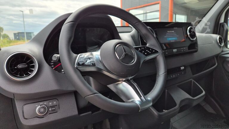 Højt tag varevogn MERCEDES-BENZ Sprinter III Kasten  519 CDI RWD 4x 4 Allrad