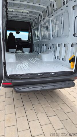 Højt tag varevogn MERCEDES-BENZ Sprinter III Kasten  519 CDI RWD 4x 4 Allrad