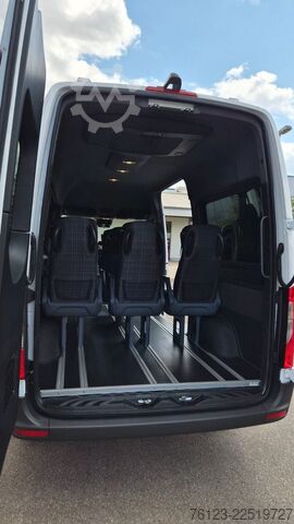 Minibus MERCEDES-BENZ Sprinter 315 Stock Mobility 23 Airlineboden Lage