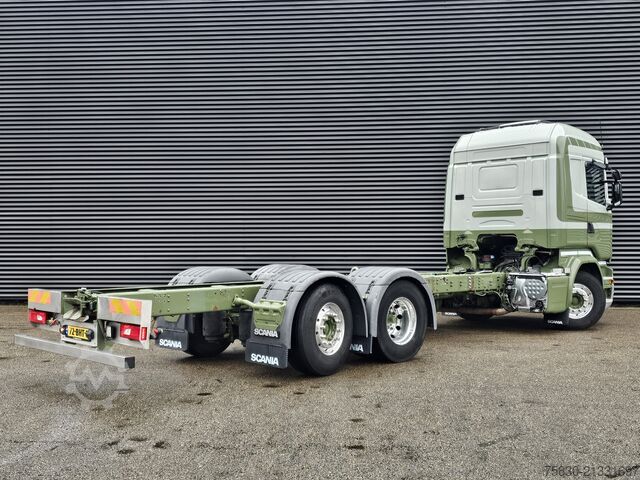 Chassis met cabine Scania R450 6x2*4 / LIFT STEERING AXLE / PTO