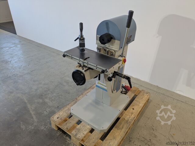 Mašina za bušenje žlebova Bernardo LBM 150