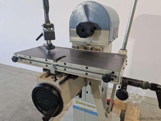 Mašina za bušenje žlebova Bernardo LBM 150