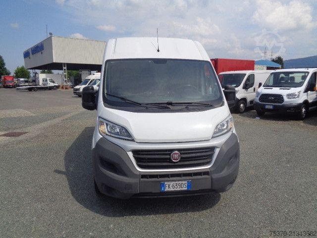 Furgoneta Fiat DUCATO 2.3