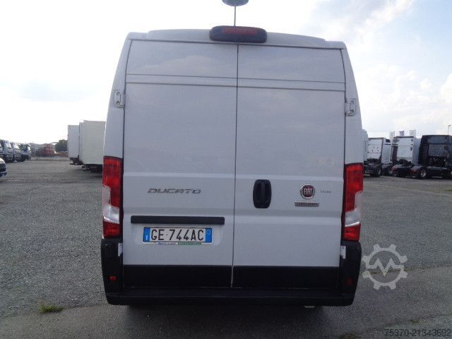 Furgoneta Fiat DUCATO