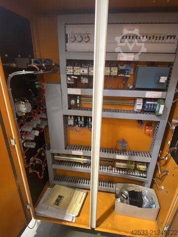 Macchina per la formatura, il riempimento e la sigillatura di sacchi Rovema VPU