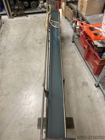 Macchina per la formatura, il riempimento e la sigillatura di sacchi Rovema VPU