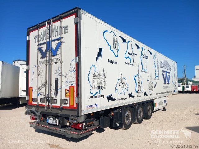 Kylsläpvagn Schmitz Cargobull Semitrailer Reefer Standard Plataforma