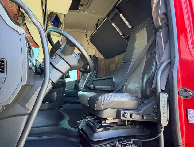 Standardni tegljač VOLVO FH 13.500 FULL AIR 6x2 TWINSTEER I-PARK COOL PTO