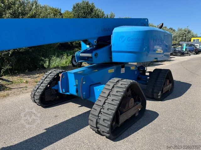 Teleskopbühne Genie S 65 Trax