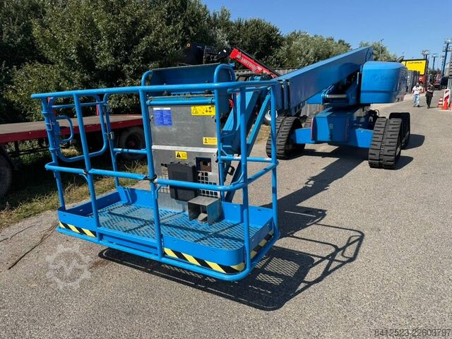 Teleskopbühne Genie S 65 Trax