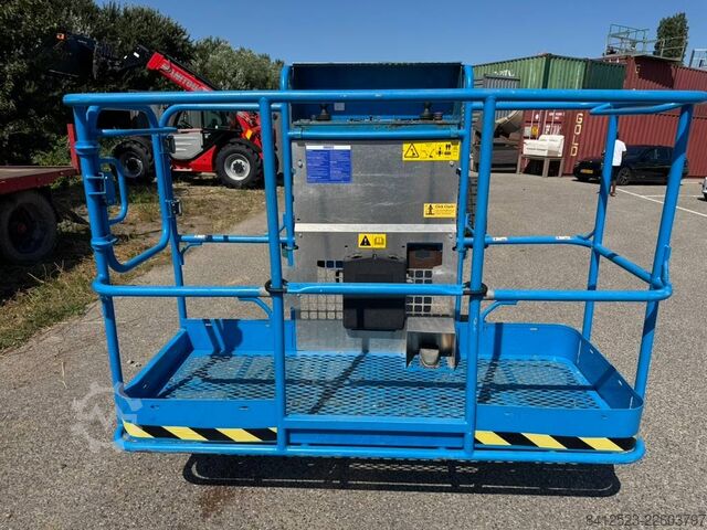 Teleskopbühne Genie S 65 Trax