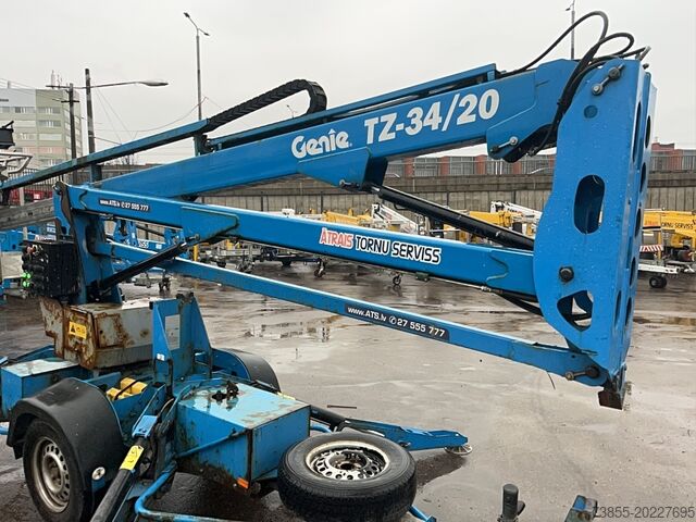Piattaforma aerea montata su rimorchio Genie TZ34 (12m)