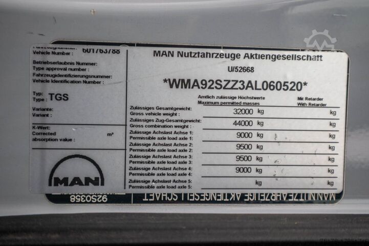 Vrachtwagen met kraan MAN TGS 35.440 BL - PK 33002/8xhydr.