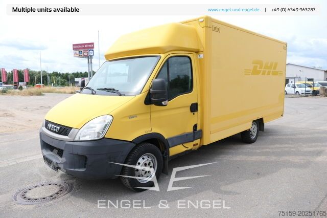 Furgoneta caja iveco Daily 35 S11 C30C AUTOMATIK KAMERA MAXI Regale DURCHGANG