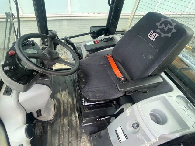 Wiellader Caterpillar 906 M    2018