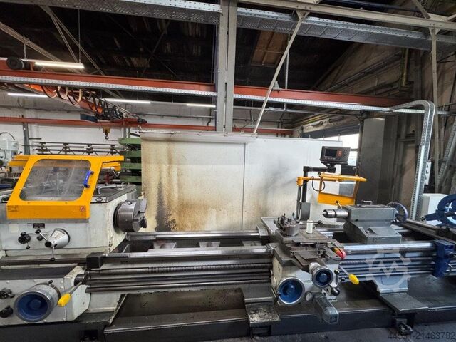 Cyklem řízený soustruh VDF E 560