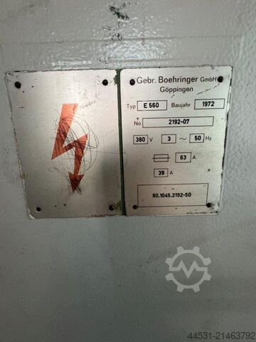 Cyklem řízený soustruh VDF E 560