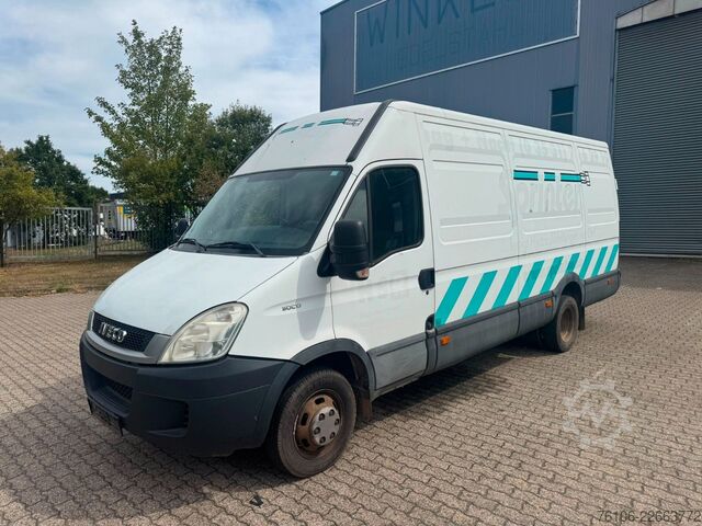 Furgoneta de caja alta IVECO Daily 50C17 Kastenwagen 3 liter *AHK*