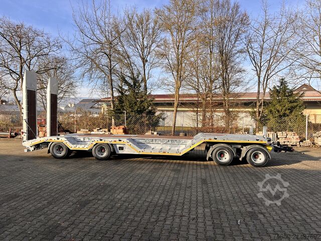 Lavtloader trailer Möslein T 4 VB H1 R  neuer 4 Achs Tieflader + Radmulden