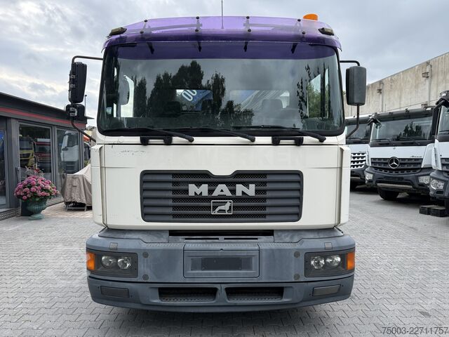Grue montée sur camion MAN F2000 19.314 Kran HMF 2000 bis 23 Meter