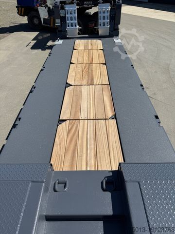 Tieflader-Sattelauflieger Zwangslenkung TRIDEC, Teleskopierbar