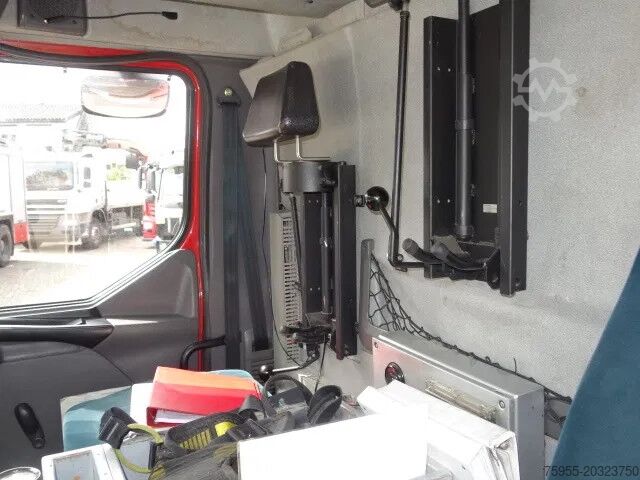 Hefplatform DAF LF 250 METZ 30 meter