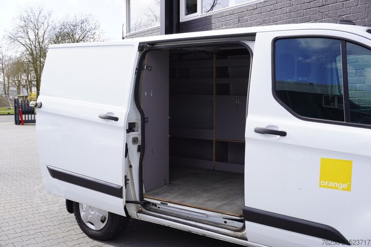 Bestelwagen Ford Transit Custom 2.0 TDCI 130PK EURO 6 - Airco - ...