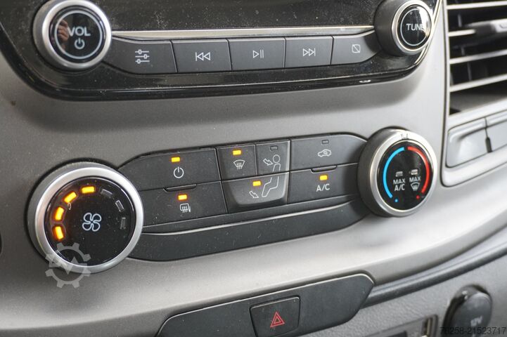 Bestelwagen Ford Transit Custom 2.0 TDCI 130PK EURO 6 - Airco - ...