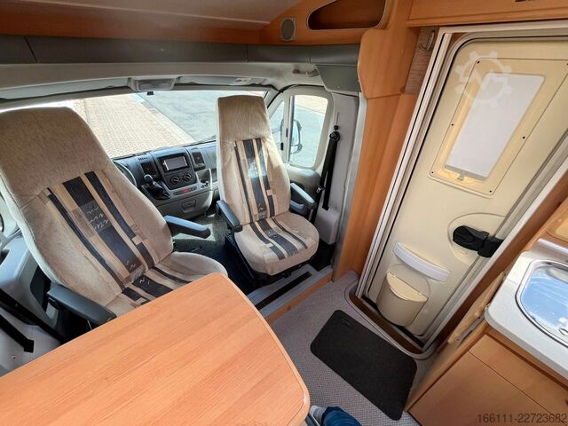 Autocaravana semi-integrada TEC Rotec Ti 682 - Einzelbetten - Klima -Solar -