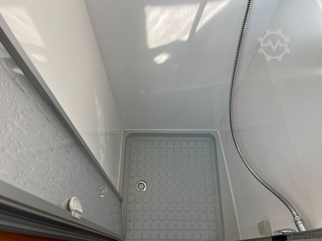 Autocaravana semi-integrada HOBBY D 650 ES - Einzelbetten - Heckbad -