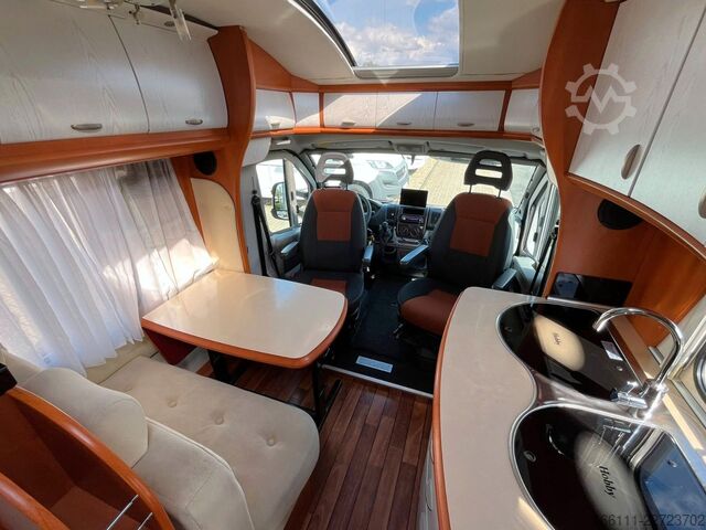 Autocaravana semi-integrada HOBBY D 650 ES - Einzelbetten - Heckbad -