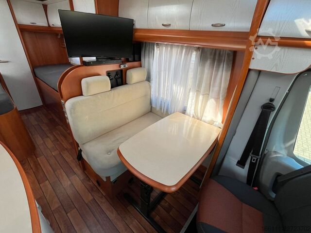 Autocaravana semi-integrada HOBBY D 650 ES - Einzelbetten - Heckbad -
