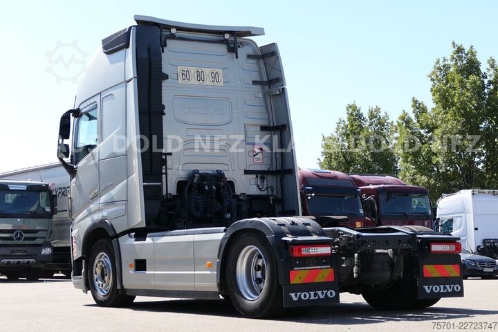 Standard SZM VOLVO FH 500 Globetrotter 2-Tanks Euro 6