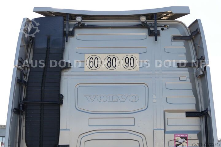 Standard SZM VOLVO FH 500 Globetrotter 2-Tanks Euro 6