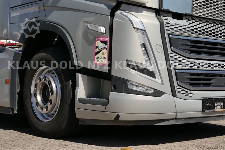 Standard SZM VOLVO FH 500 Globetrotter 2-Tanks Euro 6